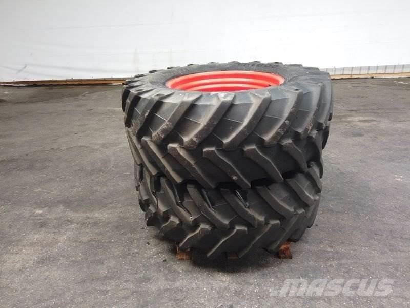 BKT 540 / 65 R30 Gumiabroncsok, kerekek és felnik