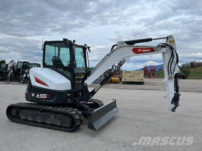 Bobcat E 55 Gumikerekes kotrók