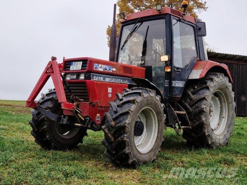 Case IH 844 XL Traktorok