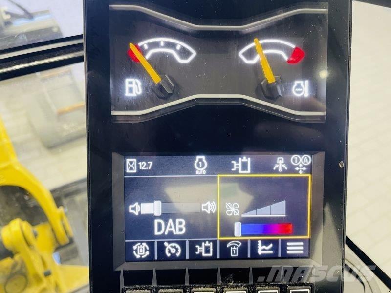 CAT 301.8-05A Gumikerekes kotrók