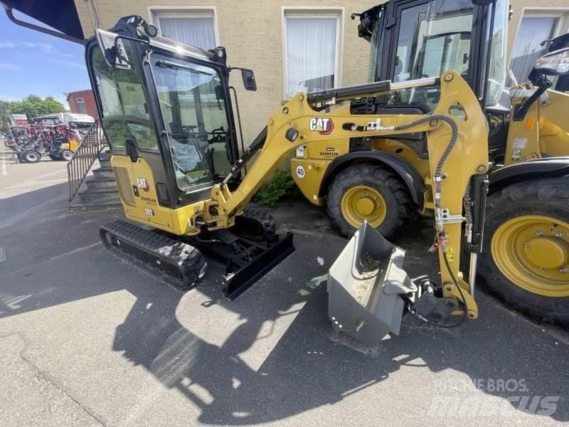 CAT 302CR-05A Mini kotrók < 7t