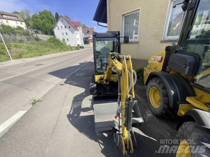 CAT 302CR-05A Mini kotrók < 7t