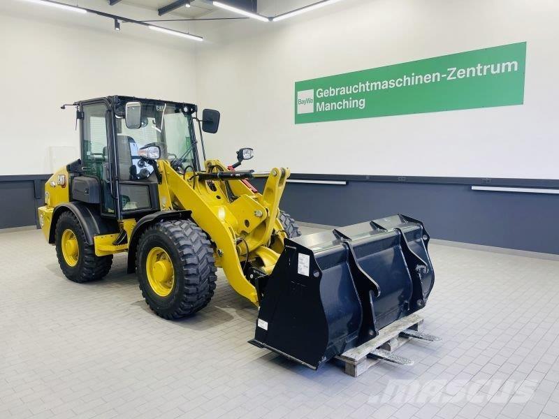 CAT 906-14A Gumikerekes homlokrakodók