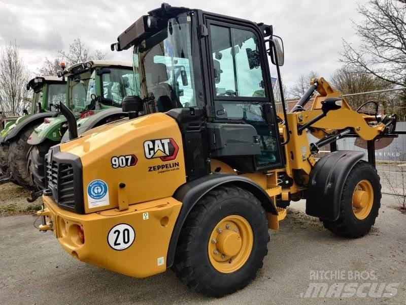 CAT 907 Gumikerekes homlokrakodók