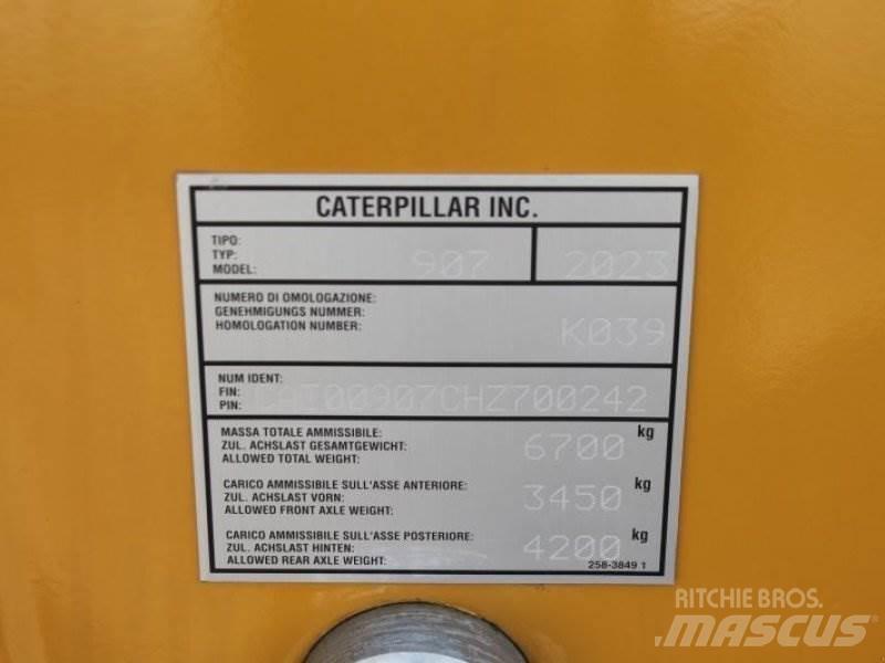 CAT 907 Gumikerekes homlokrakodók