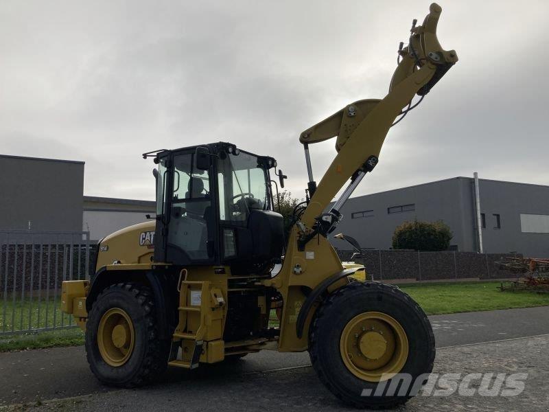 CAT 914-14A Gumikerekes homlokrakodók