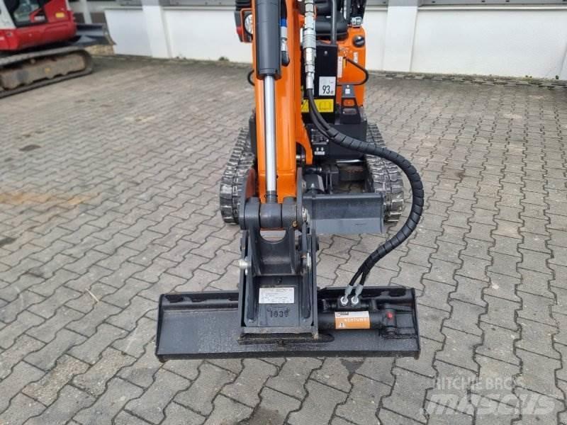 Develon DX 10Z Mini kotrók < 7t