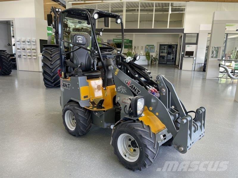 GiANT G1200 Kompaktrakodók