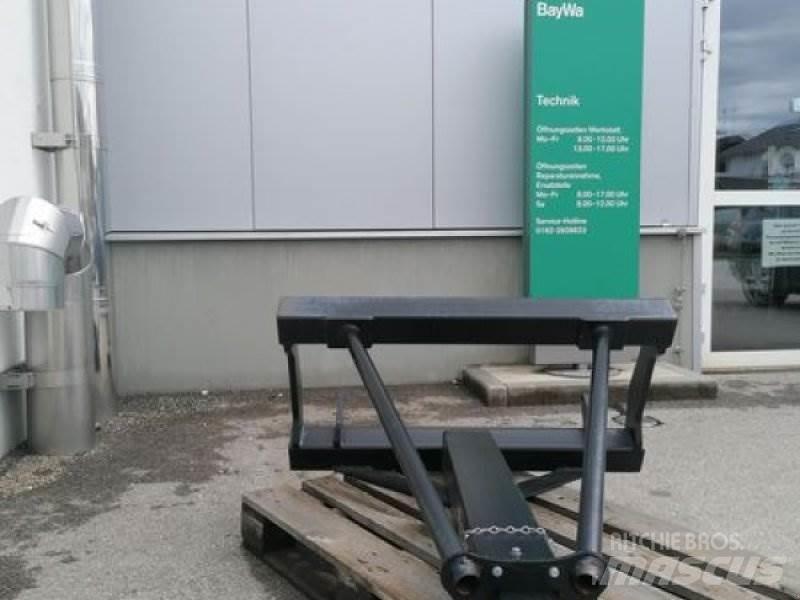 GiANT KRANARM Traktorok