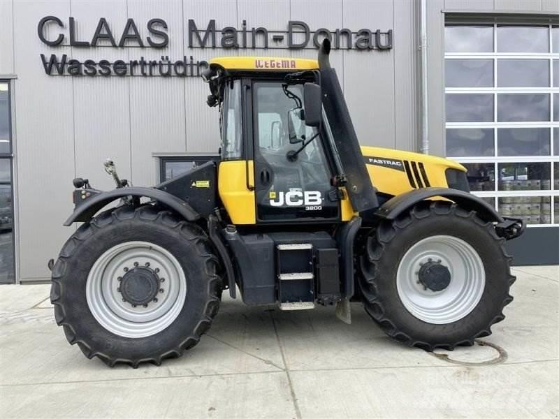 JCB HMV 3200 Traktorok
