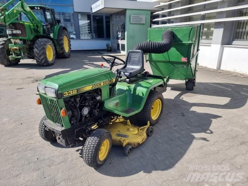 John Deere 332 Kompakt traktorok