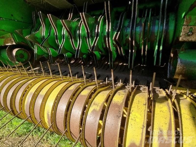 John Deere 592 Körbálázók
