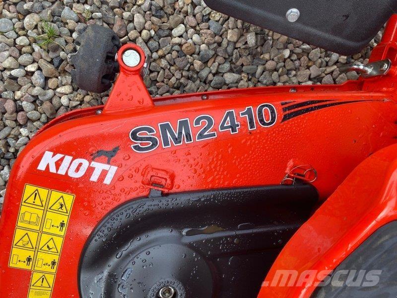 Kioti CS 2520H Kompakt traktorok