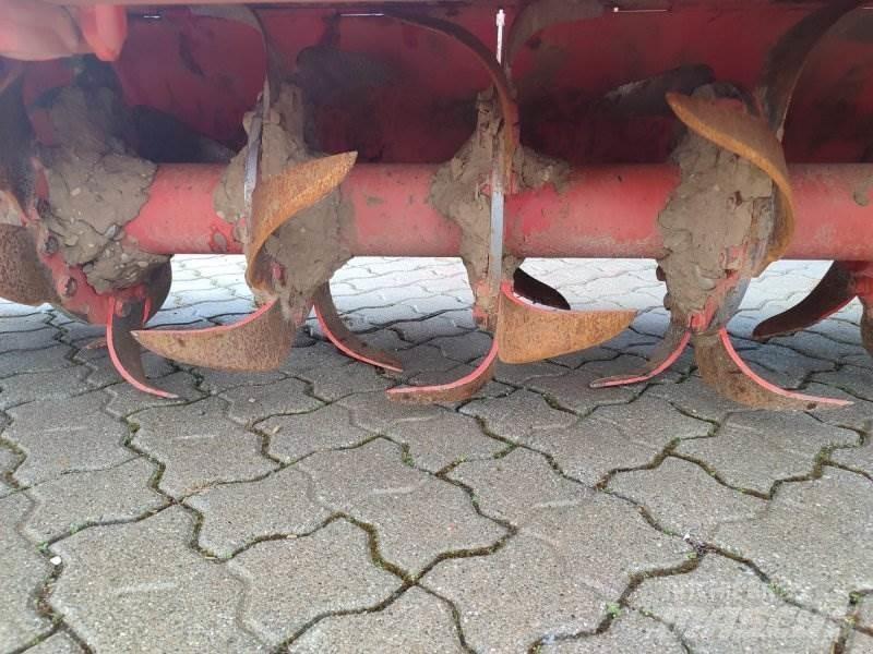 Kuhn EL 82-205 Kardánhajtású ekék és Forgó-boronák