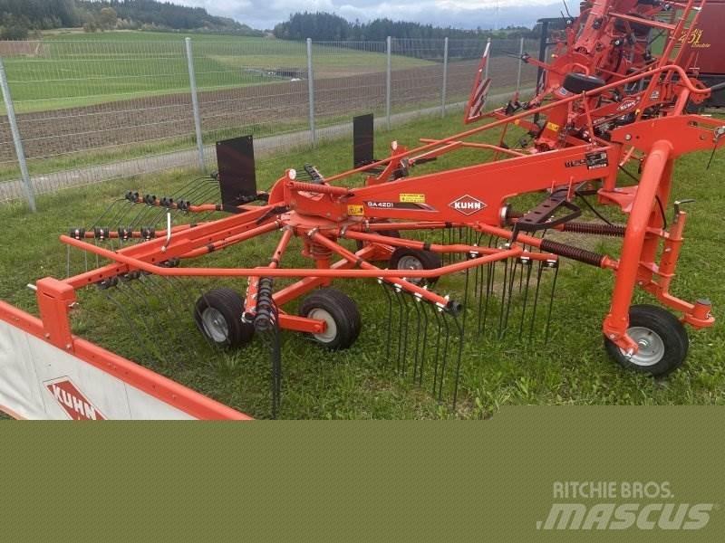 Kuhn GA 4201 Rendforgatók