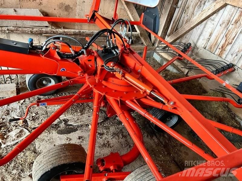 Kuhn GA 9032 Rendforgatók