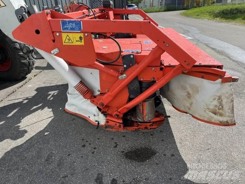 Kuhn GMD 802 F Kaszák