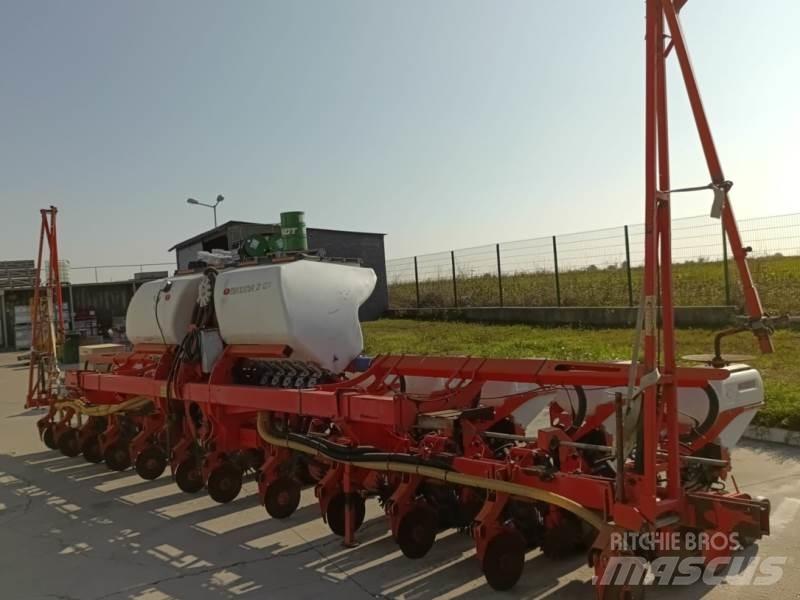 Kuhn Maxima 2 Egyéb vetőgépek és tartozékok