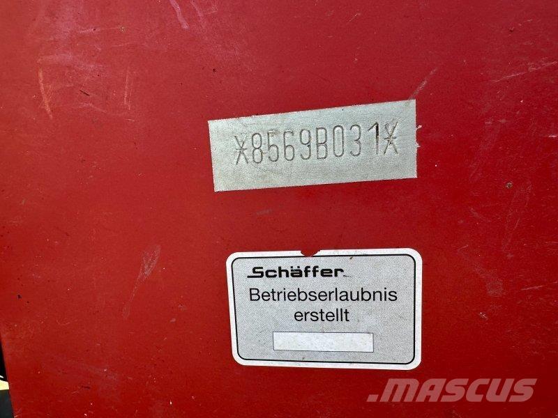 Schäffer 5680Z Gumikerekes homlokrakodók