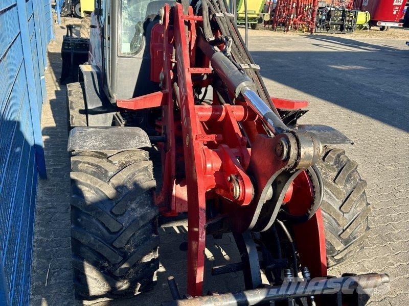 Schäffer 5680Z Gumikerekes homlokrakodók