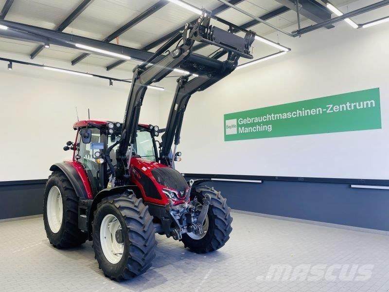 Valtra G135A Traktorok