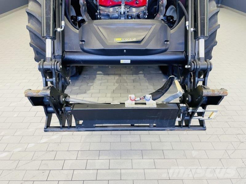 Valtra G135A Traktorok