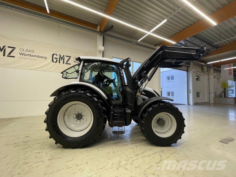 Valtra N154 Traktorok