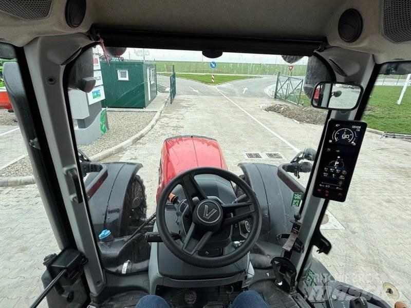 Valtra T235A Traktorok