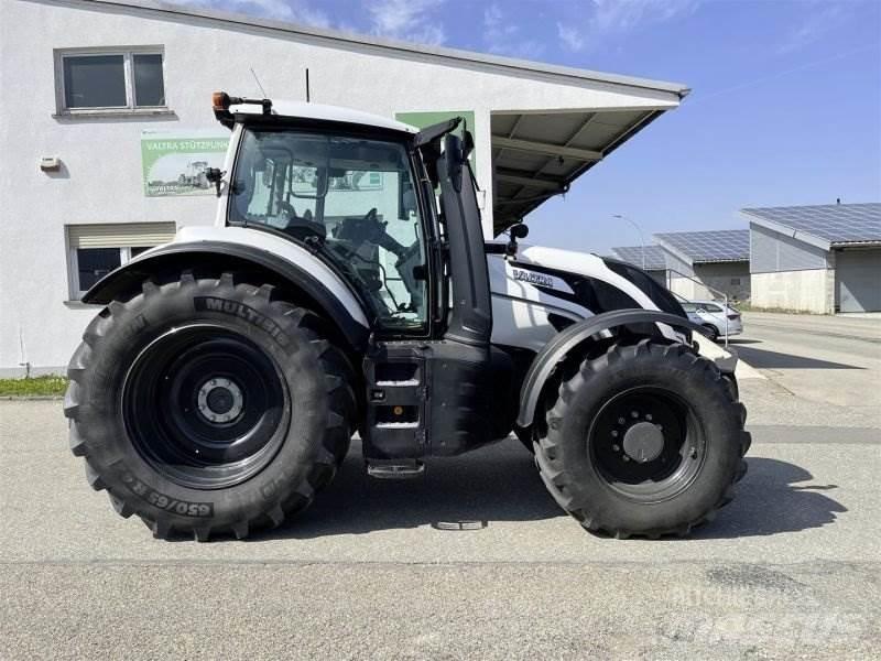 Valtra T235D Traktorok