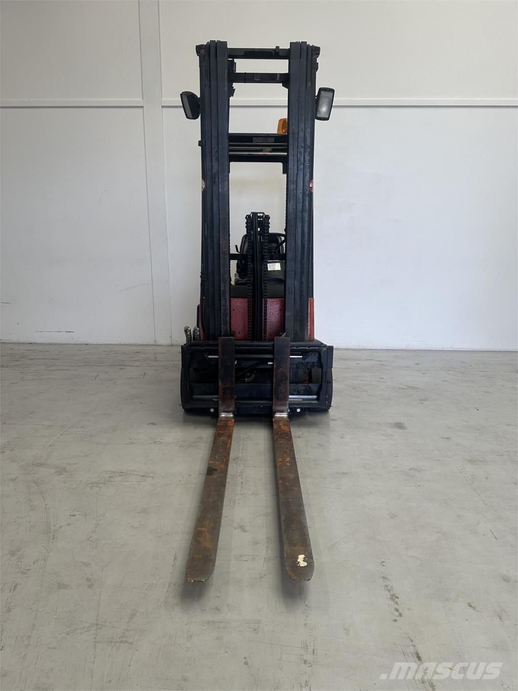 Linde E 15 Elektromos targoncák