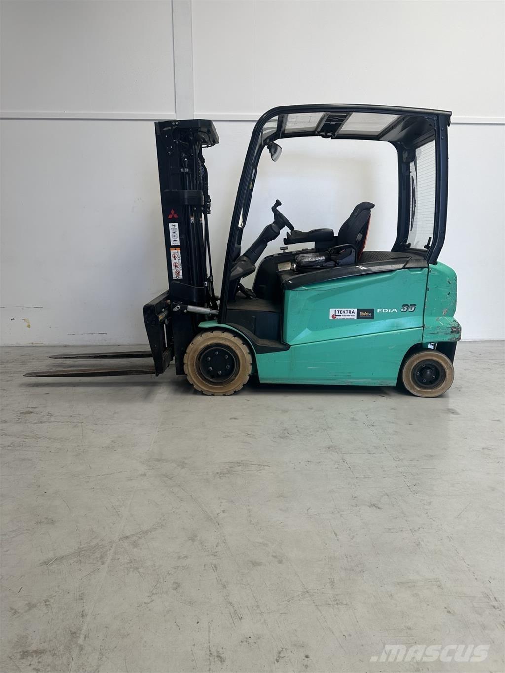 Mitsubishi FB35N Elektromos targoncák