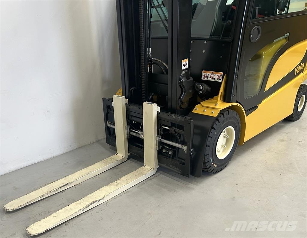 Yale ERP30VL (LWB) Elektromos targoncák