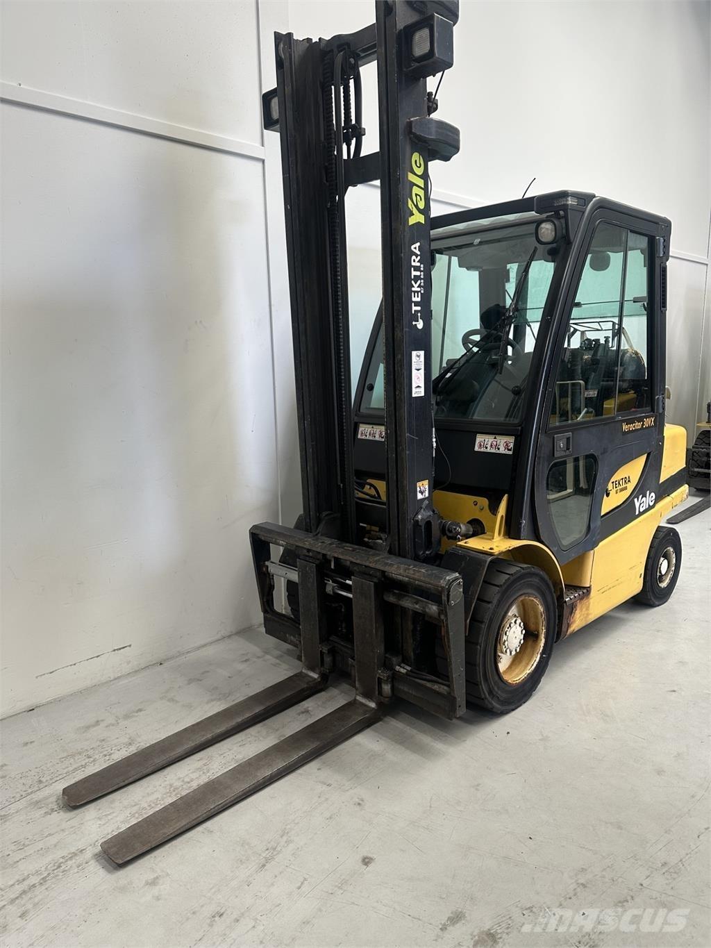 Yale GLP30VX Gázüzemű targoncák