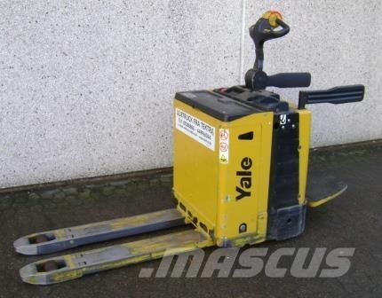 Yale MP20X - 400 AH Vezetőállásos alacsony emelőkocsi
