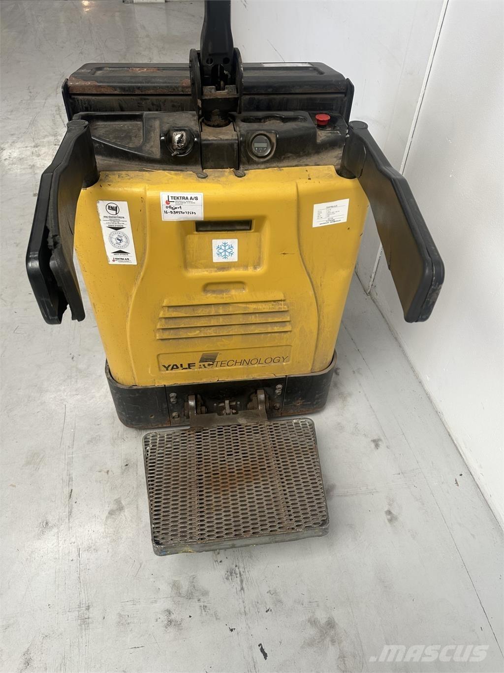 Yale MP20X FBW - 400 AH Vezetőállásos alacsony emelőkocsi