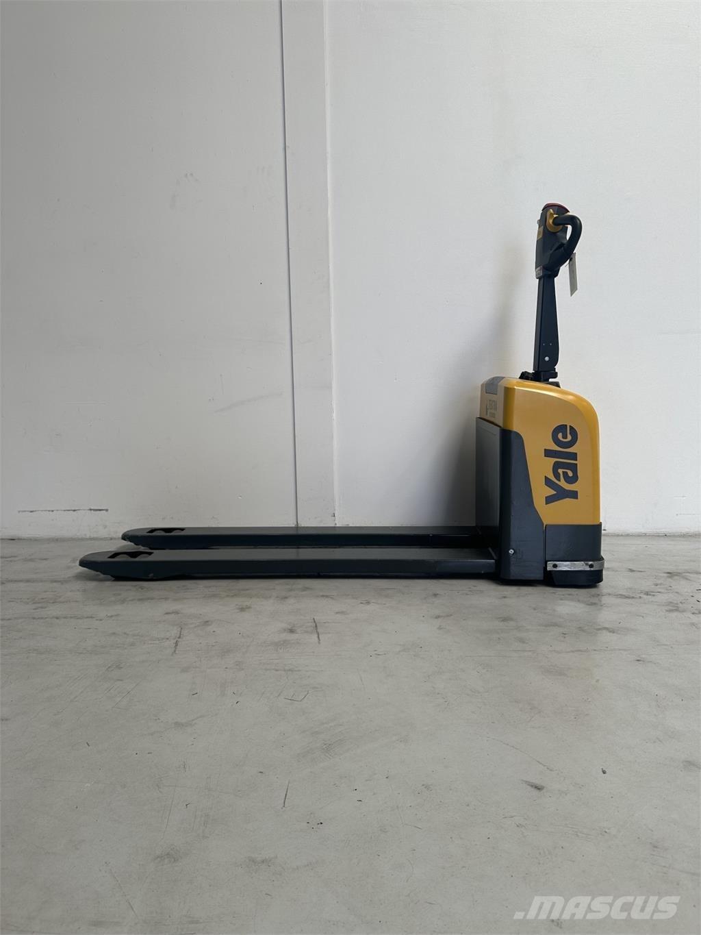 Yale MPC14 - 550 Alacsony emelőkocsi