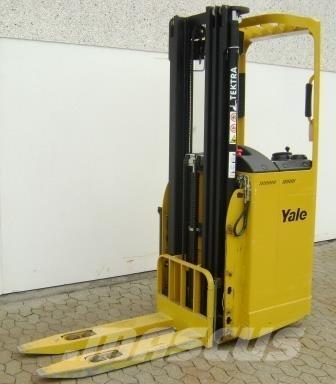 Yale SMS12S Elektromos gyalogkíséretű targoncák