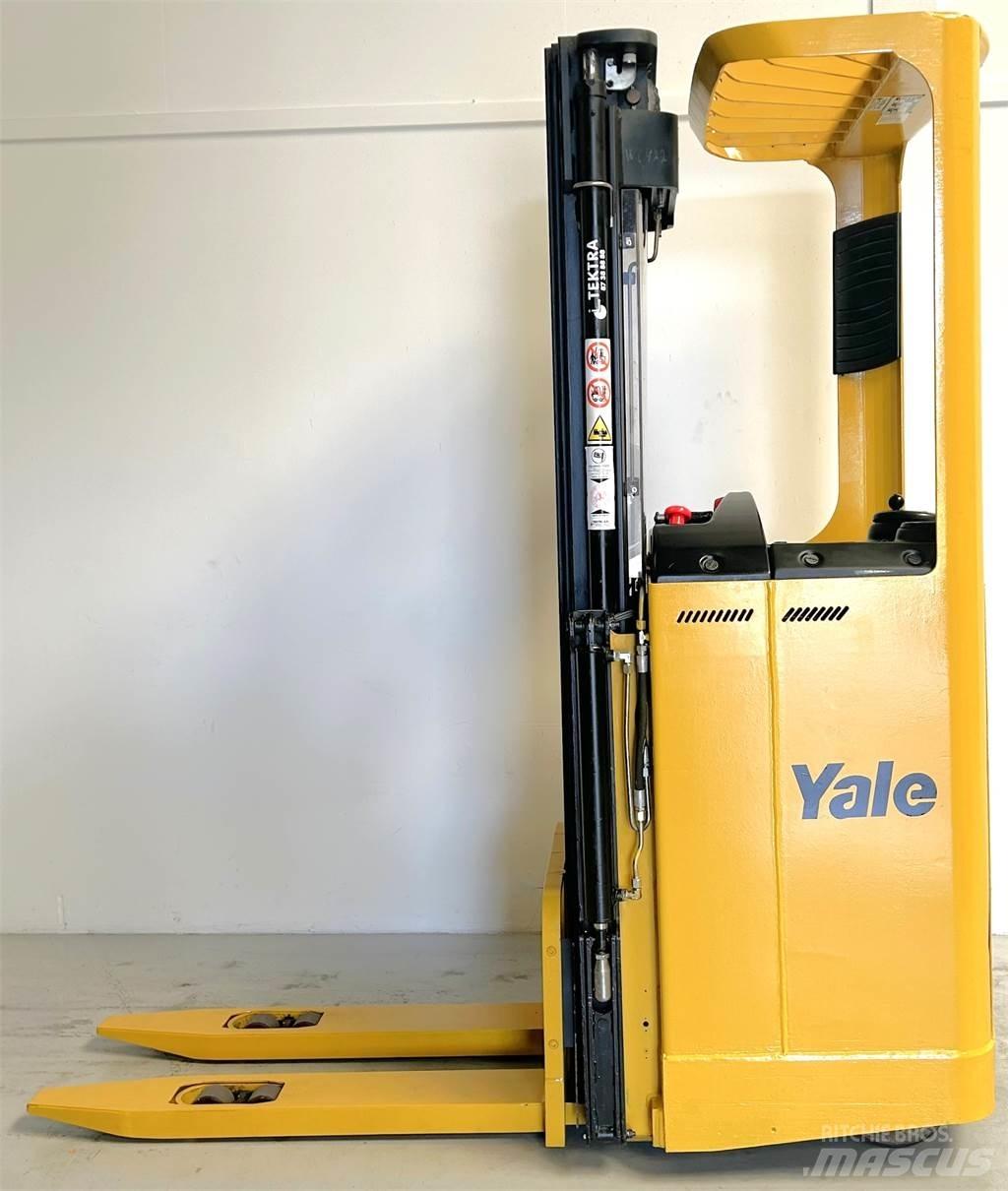 Yale SMS15S Elektromos gyalogkíséretű targoncák