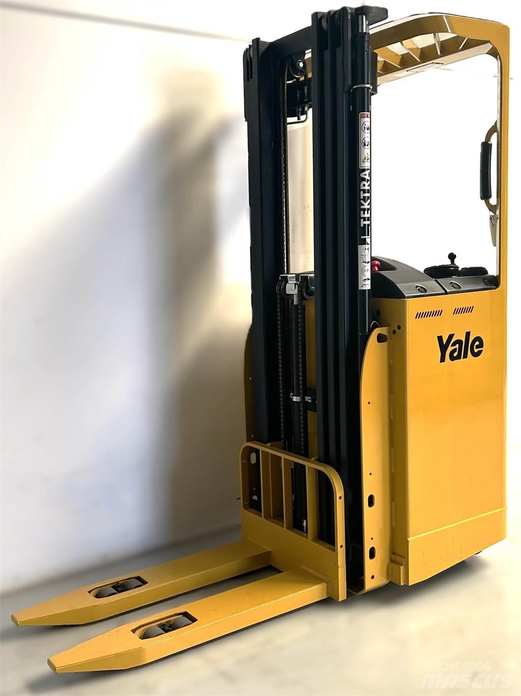 Yale SMS15S Elektromos gyalogkíséretű targoncák
