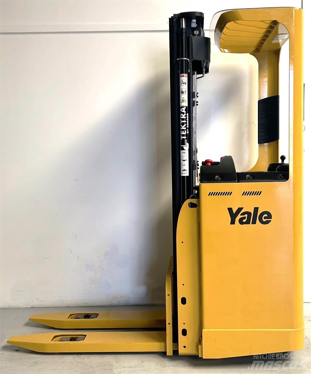 Yale SMS15S Elektromos gyalogkíséretű targoncák