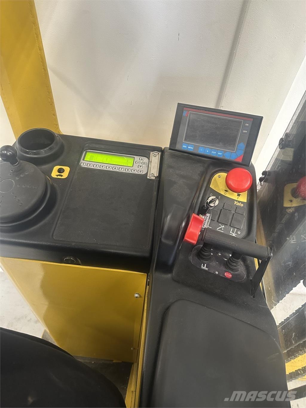 Yale SMS15S Elektromos gyalogkíséretű targoncák