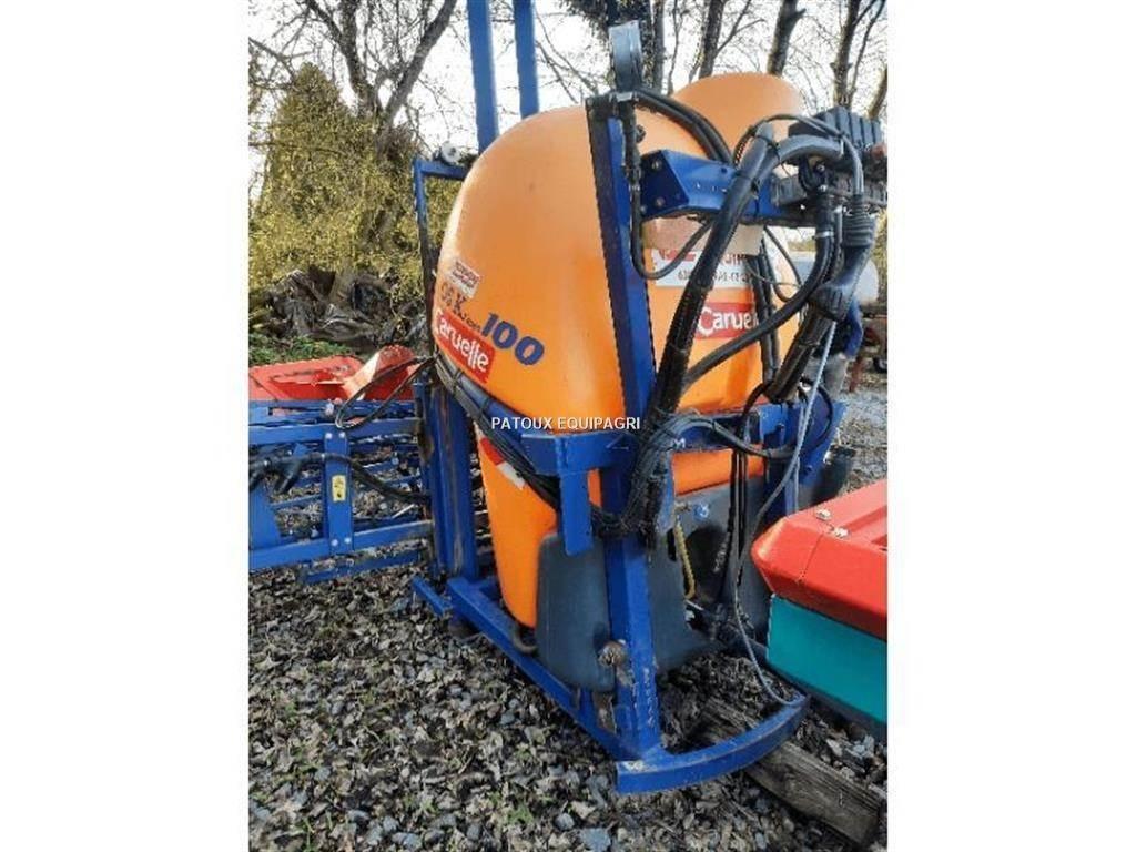 Caruelle 1000L Vontatott trágyaszórók