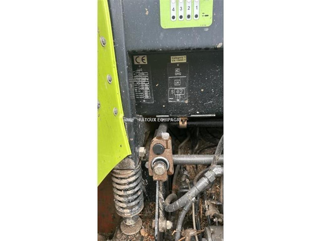 CLAAS ARION 610 Traktorok