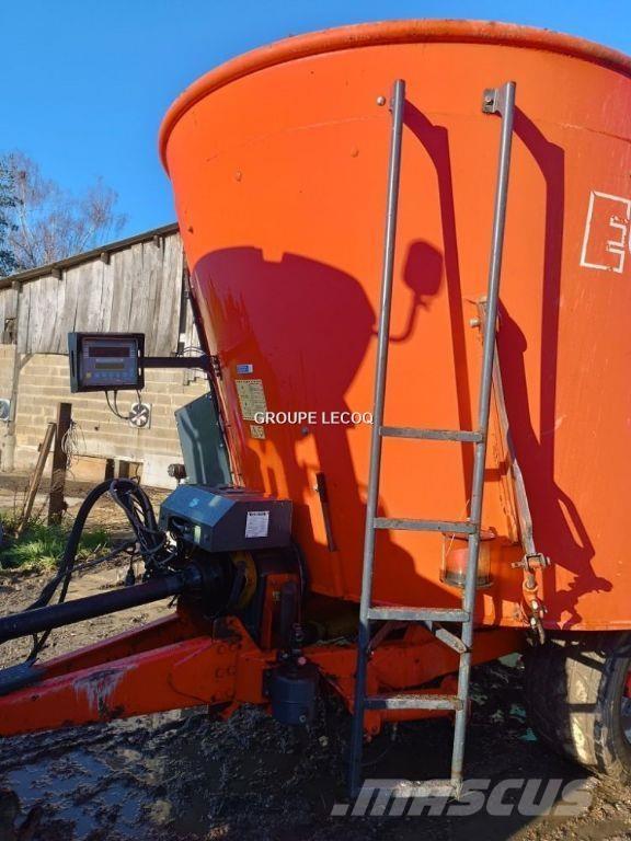  Euromark TXV 13 Takarmánykeverők