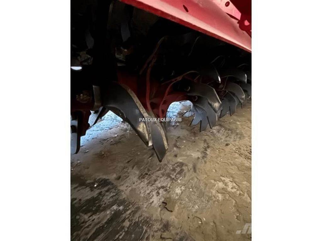 Grimme GR300 Kardánhajtású ekék és Forgó-boronák
