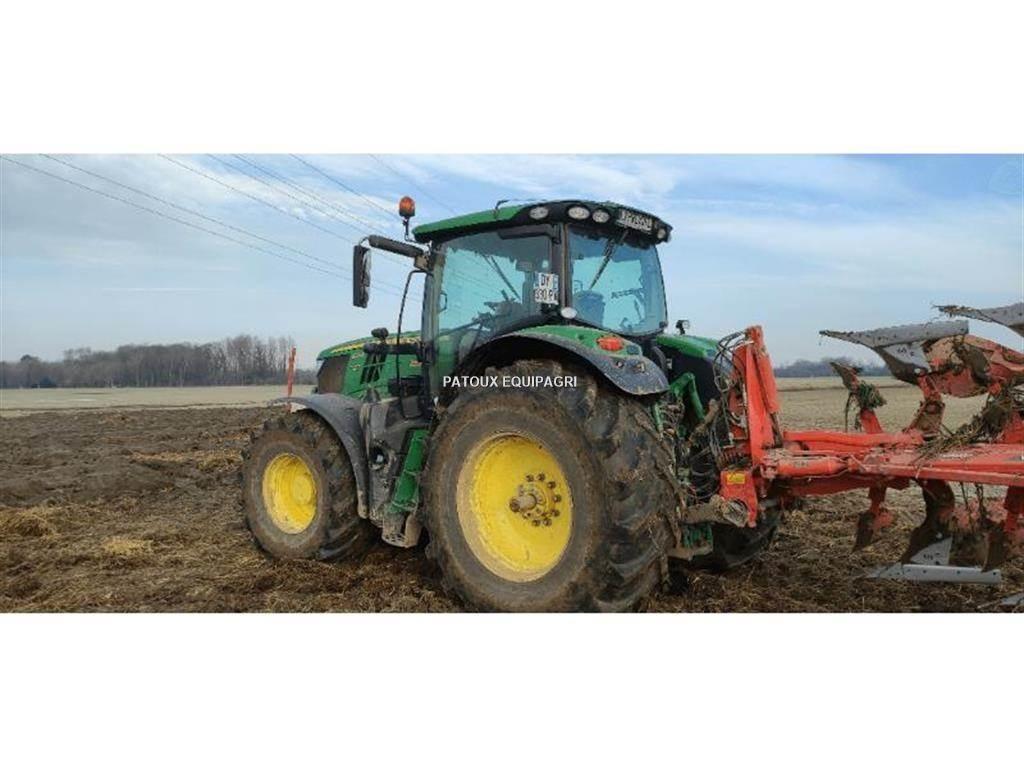 John Deere 6215R Traktorok