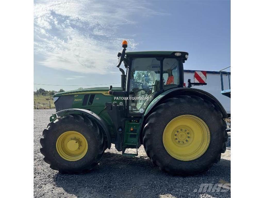 John Deere 6R215 Traktorok
