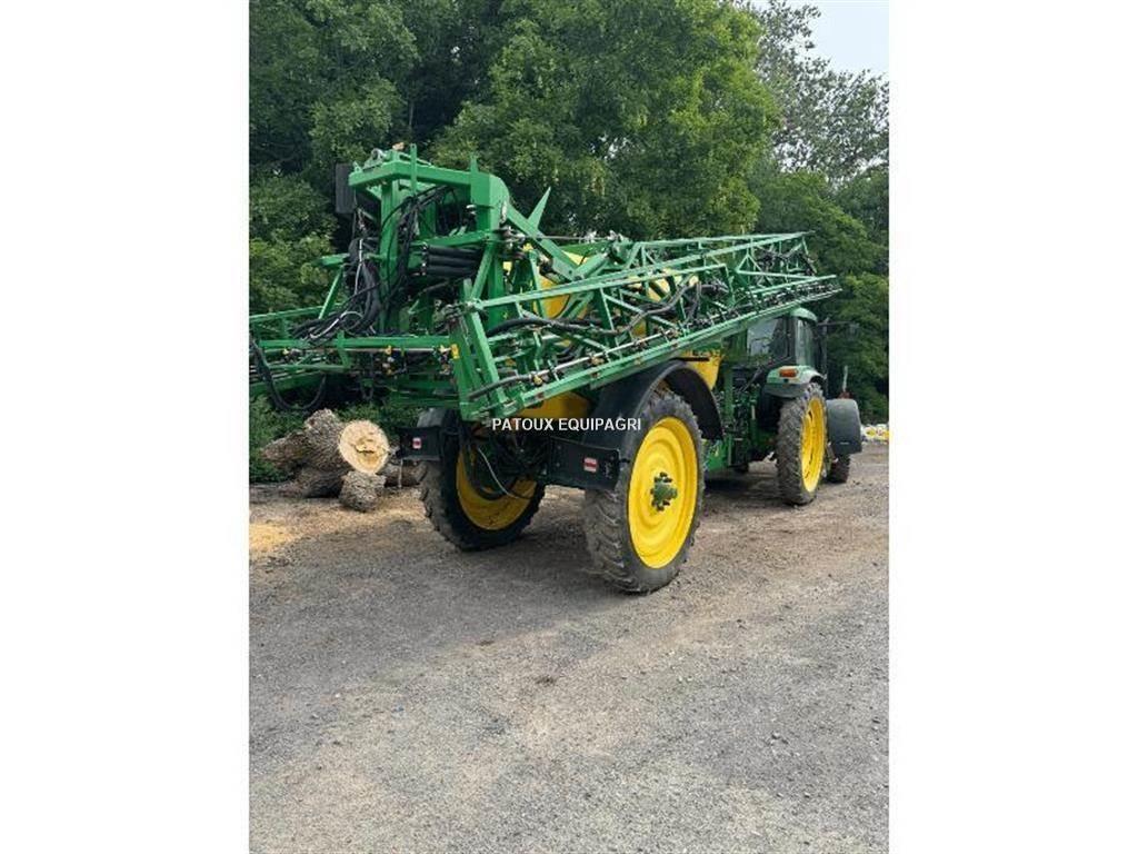 John Deere 840 Vontatott trágyaszórók