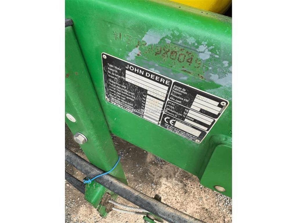 John Deere 840 Vontatott trágyaszórók