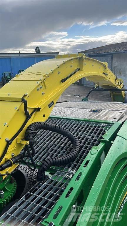 John Deere 8400 Szecskázók